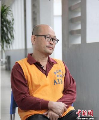 海南一医院套取医保基金2414万 院长受贿400余万